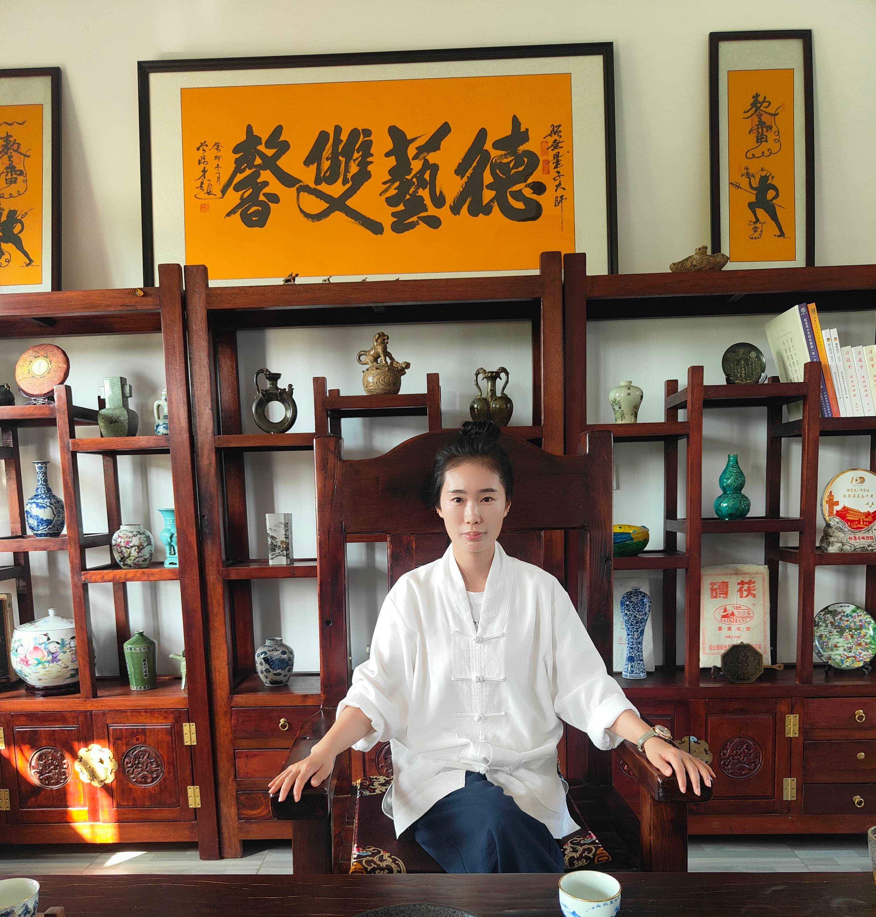 李子矜：青少年的心灵导师与成长引路人