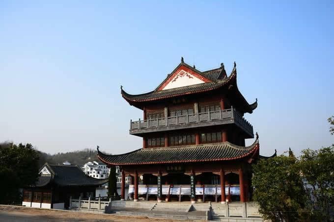 天龙湾国家湿地公园：清江畔的AAAA级旅游胜地