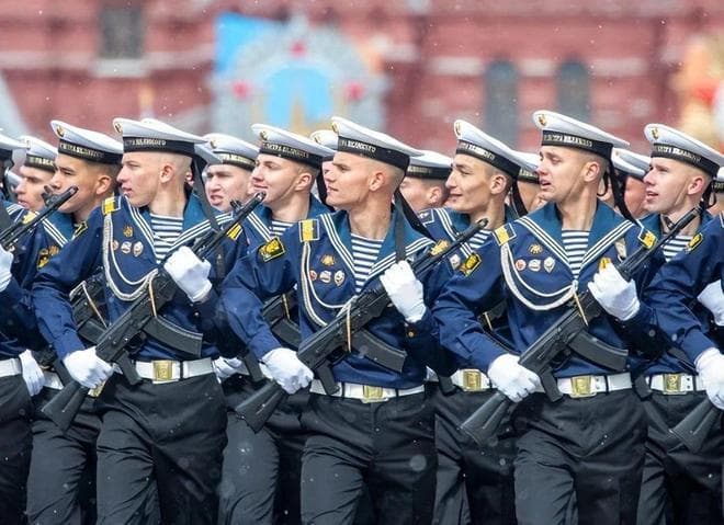 中美俄调动10万兵力需要多久？俄罗斯3天，美国1天，中国呢？