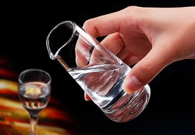 一杯酒，千古事：那些与酒有关的故事
