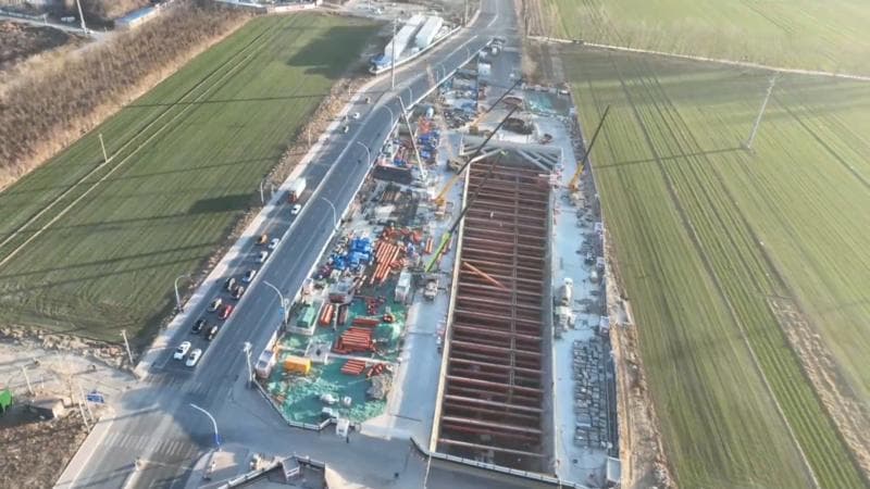 北京地铁22号线（平谷线）河北段高楼站主体结构封顶，预计2026年底建成通车