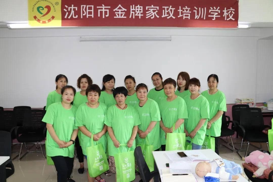 新手爸妈必知的脐带护理秘籍