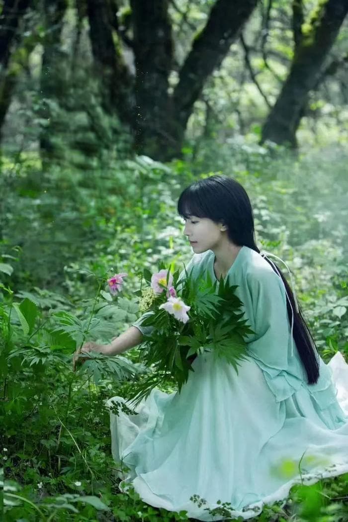 李子柒：中国美的文化传播英雄