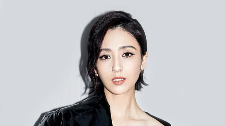 佟丽娅：从舞蹈演员到实力派女演员的转型之路