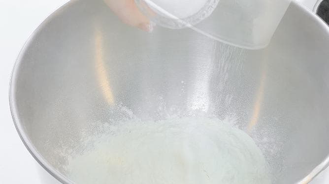 手撕椰蓉吐司制作教程：从材料配比到烘烤出炉的详细步骤