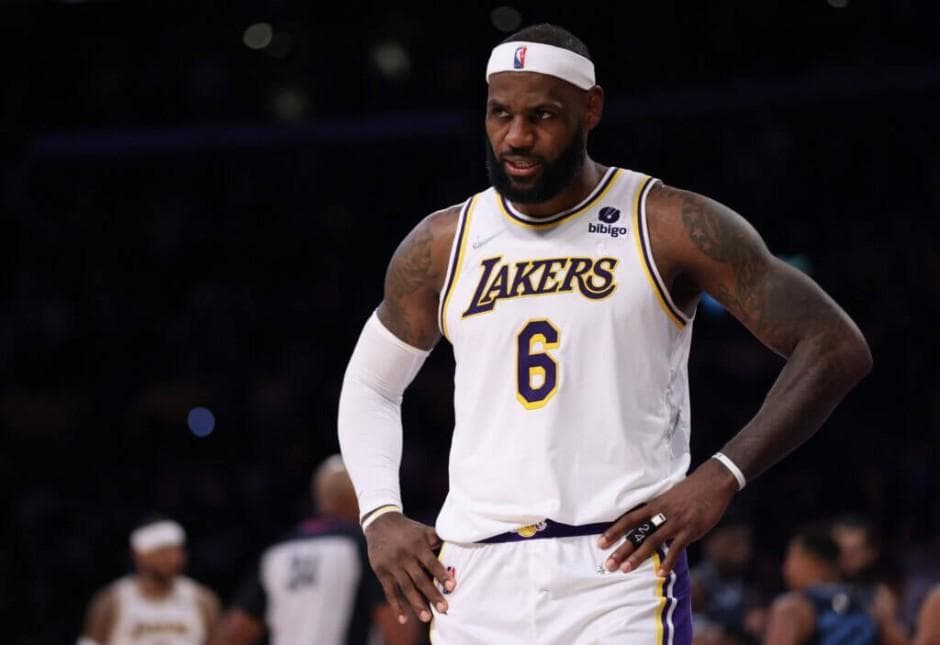 NBA历史37岁以上场均得分排行榜：詹姆斯29.1分领跑