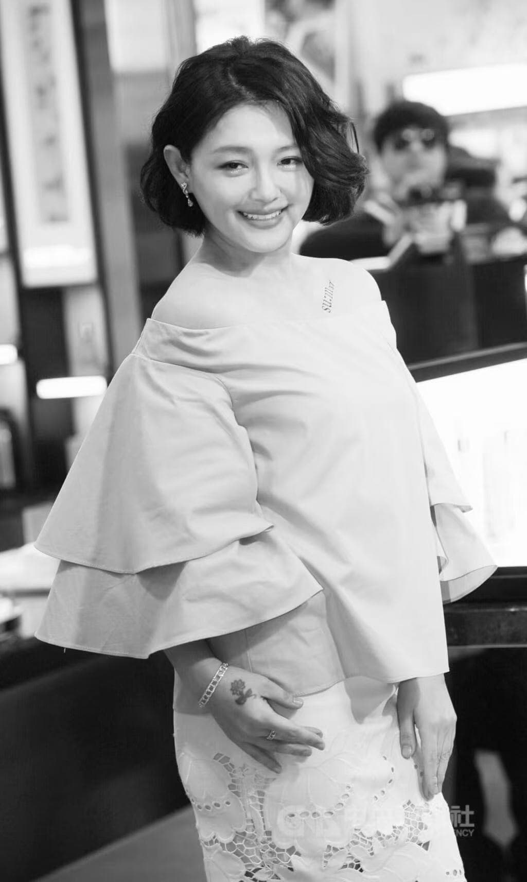 大S徐熙媛流感并发肺炎过世 妹妹小S悲痛证实