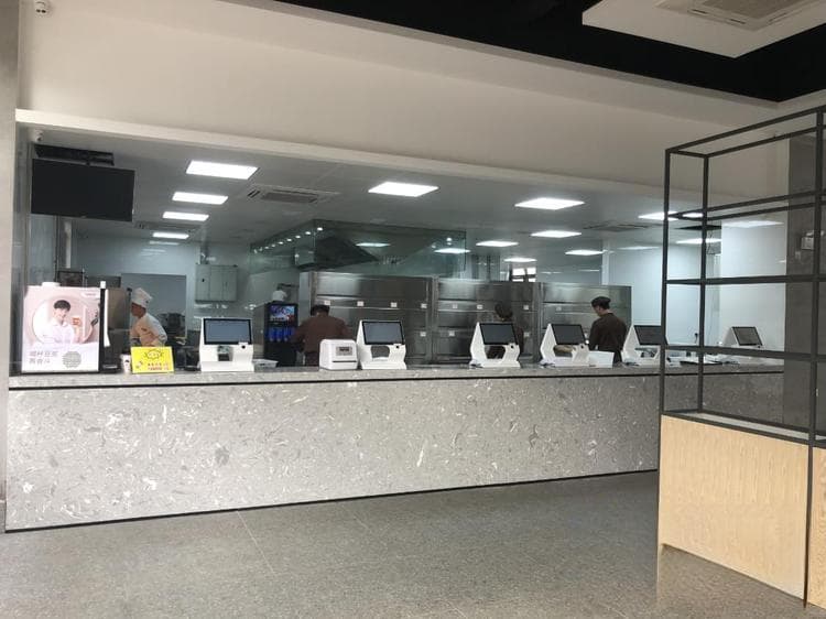化流程，提升效率：食堂排队过长问题的综合解决策略