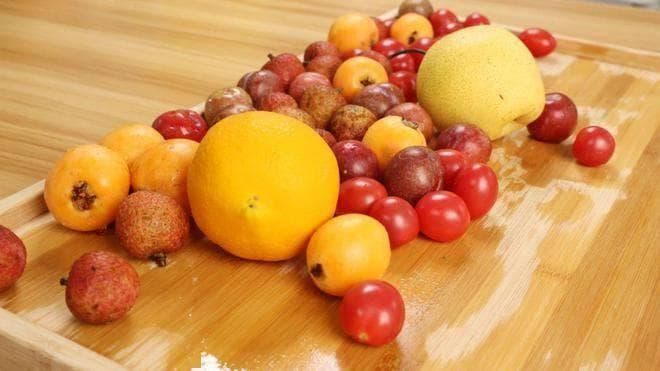 营养师解析：轻食为何受年轻人追捧？三大特点揭秘其魅力