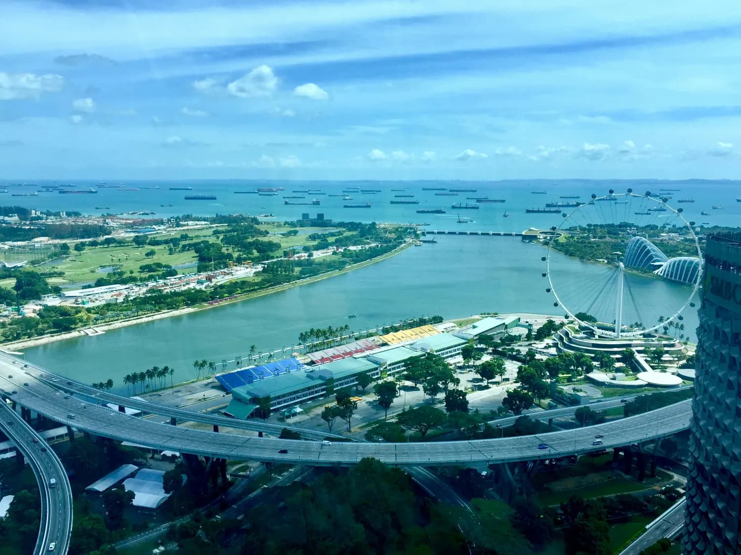新加坡填海造地新动向：从“向海”到“向下”的空间革命