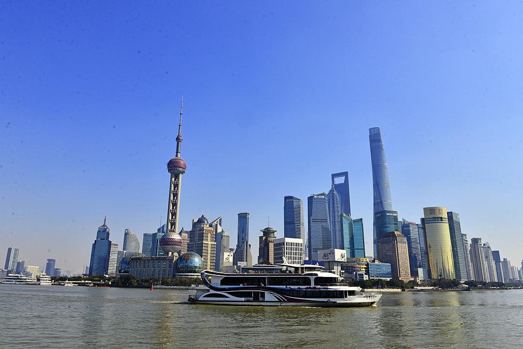 春节假期上海多景区蛇年主题活动人气高，“一江一河”旅游产品受青睐