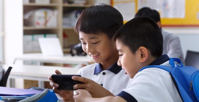 黑话烂梗流行，如何让孩子学会正确驾驭网络语言