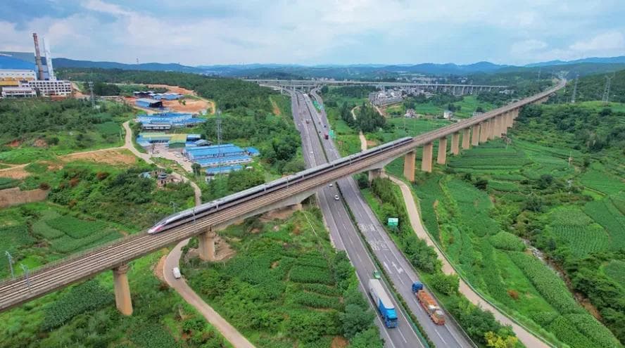 国庆铁路运输启动：预计发送1.75亿人次，官方提醒防范抢票