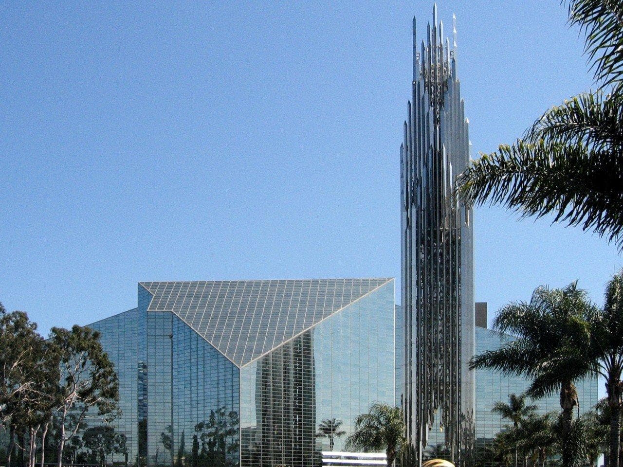 什么是后现代主义建筑？详解打破传统规则的设计语言