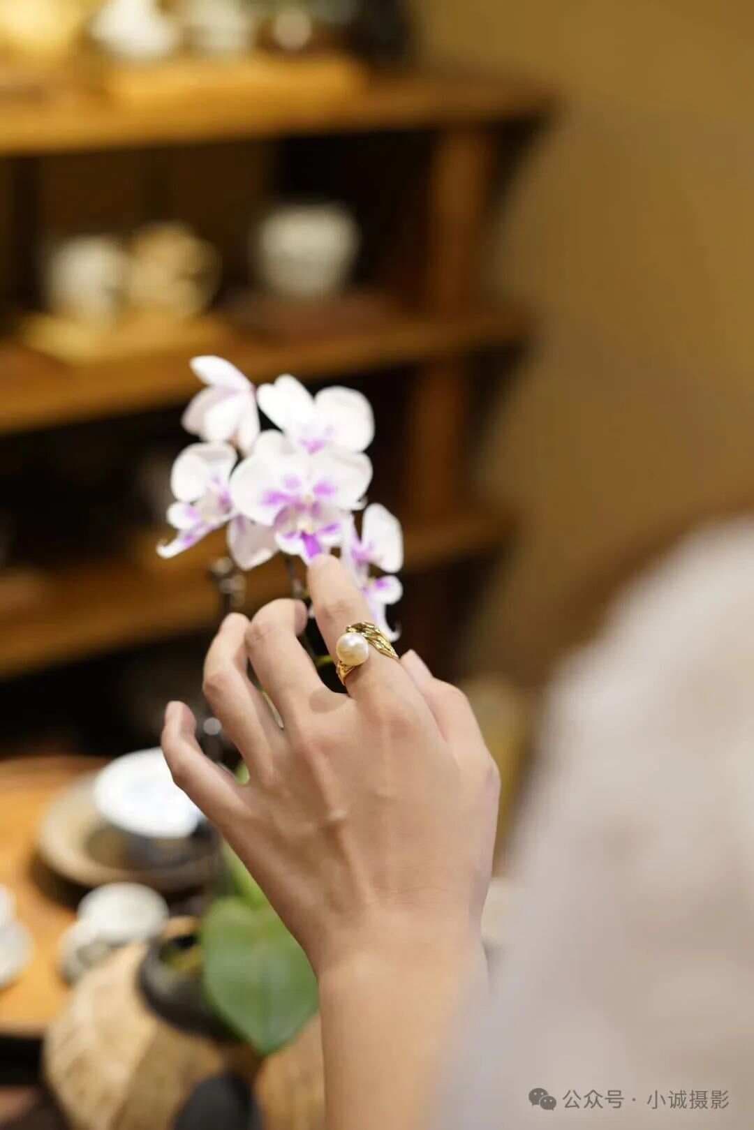 朋友圈营销新思路：从"卖产品"到"卖生活方式"