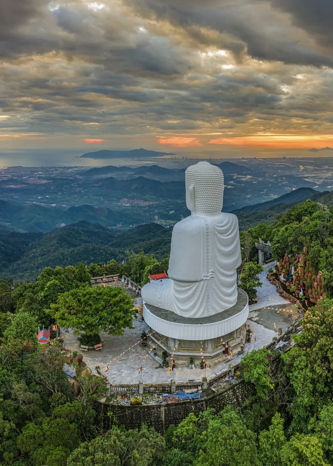 东莞观音山138万征联，你敢挑战吗？