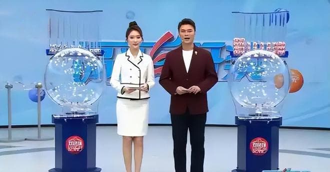 双色球973万头奖中出11注，奖池滚存超22亿