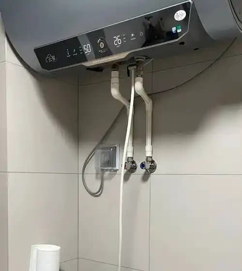 热水器开机时发出轰响的原因及解决方法