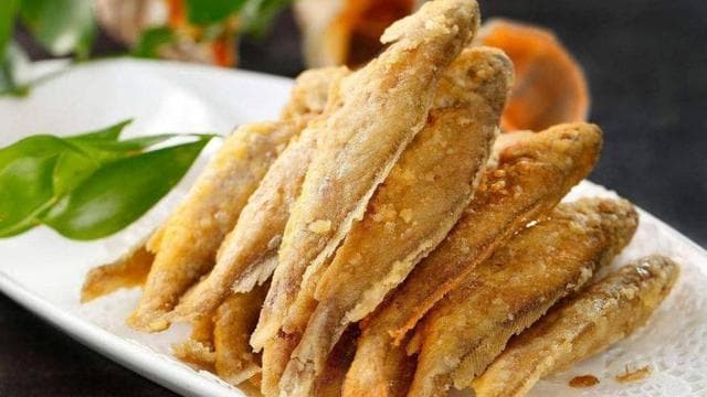炸鱼时，到底是用面粉还是淀粉？全不对！难怪鱼肉不够外酥里嫩
