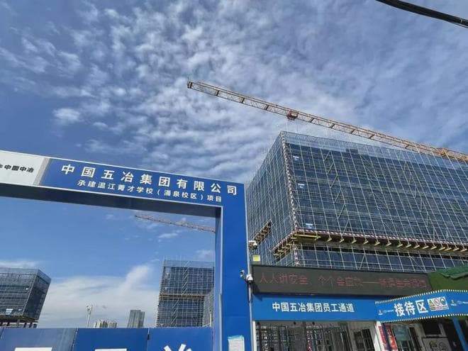 成都七中温江校区建设进展：两个校区明年投用，提供3000个公办学位