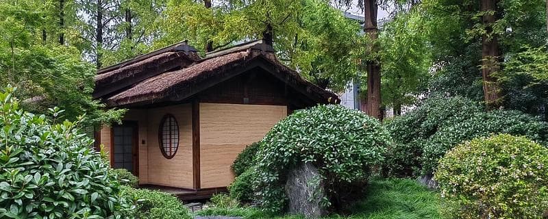知易行难的“股债平衡、低估定投”策略