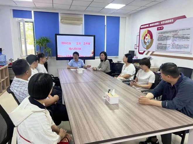 基层圆桌会：小区私搭乱建怎么管