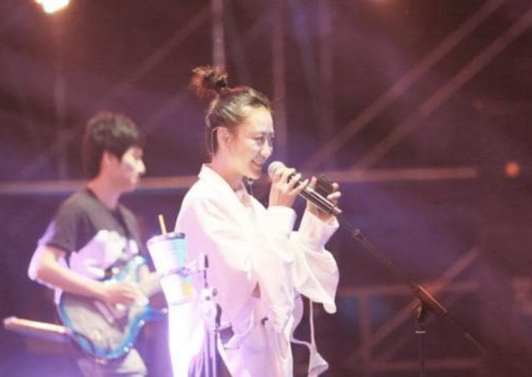 盘点5位中国民谣女歌手 林文茵在内都是有故事的声音