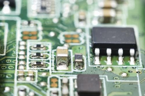CMOS 逻辑 IC 深度揭秘：低功耗、高速度，驱动电子设备的核心引擎