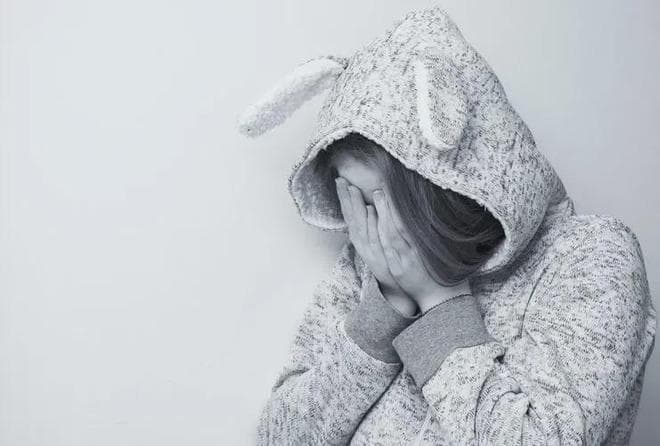 心理学上有一个词叫：泪失禁体质！