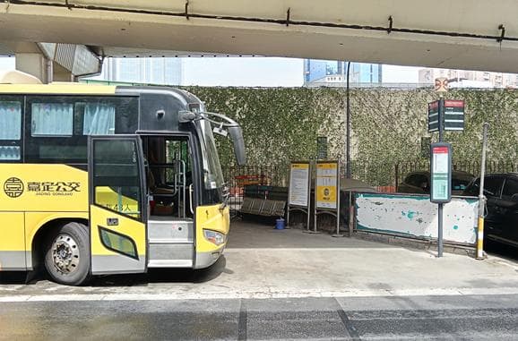 增设市中心站点设施，上海全市46条“市通郊”公交线路将再次梳理优化调整