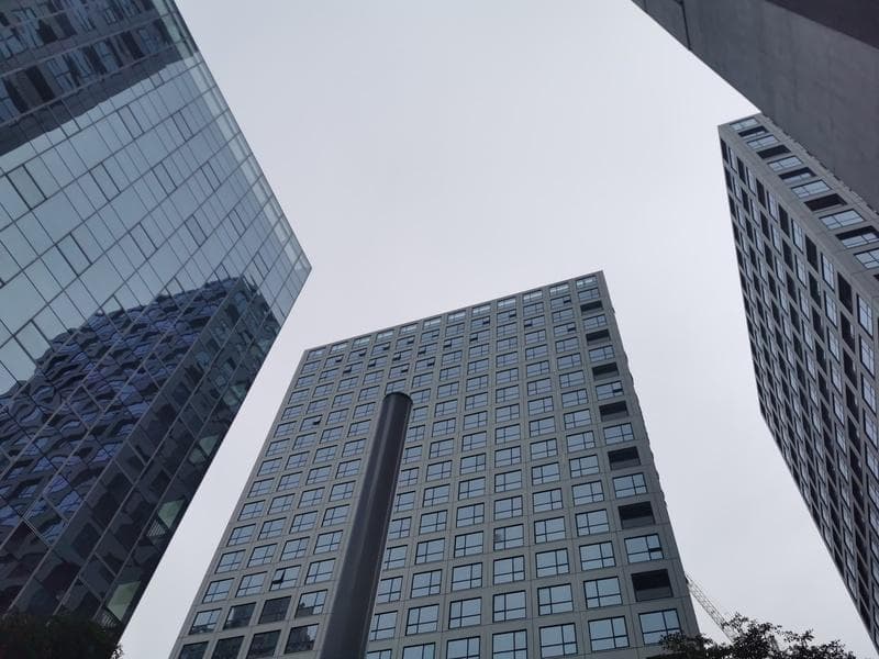高层住宅浮尘层在第几层？如何选择合适的楼层？