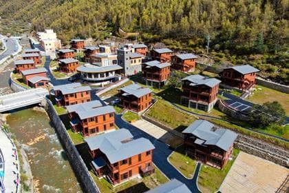 四姑娘山景区周边住宿推荐：从高端酒店到特色民宿