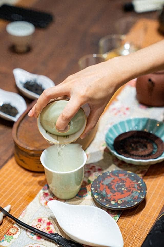煮茶与泡茶的区别是什么？什么茶煮比泡更好？