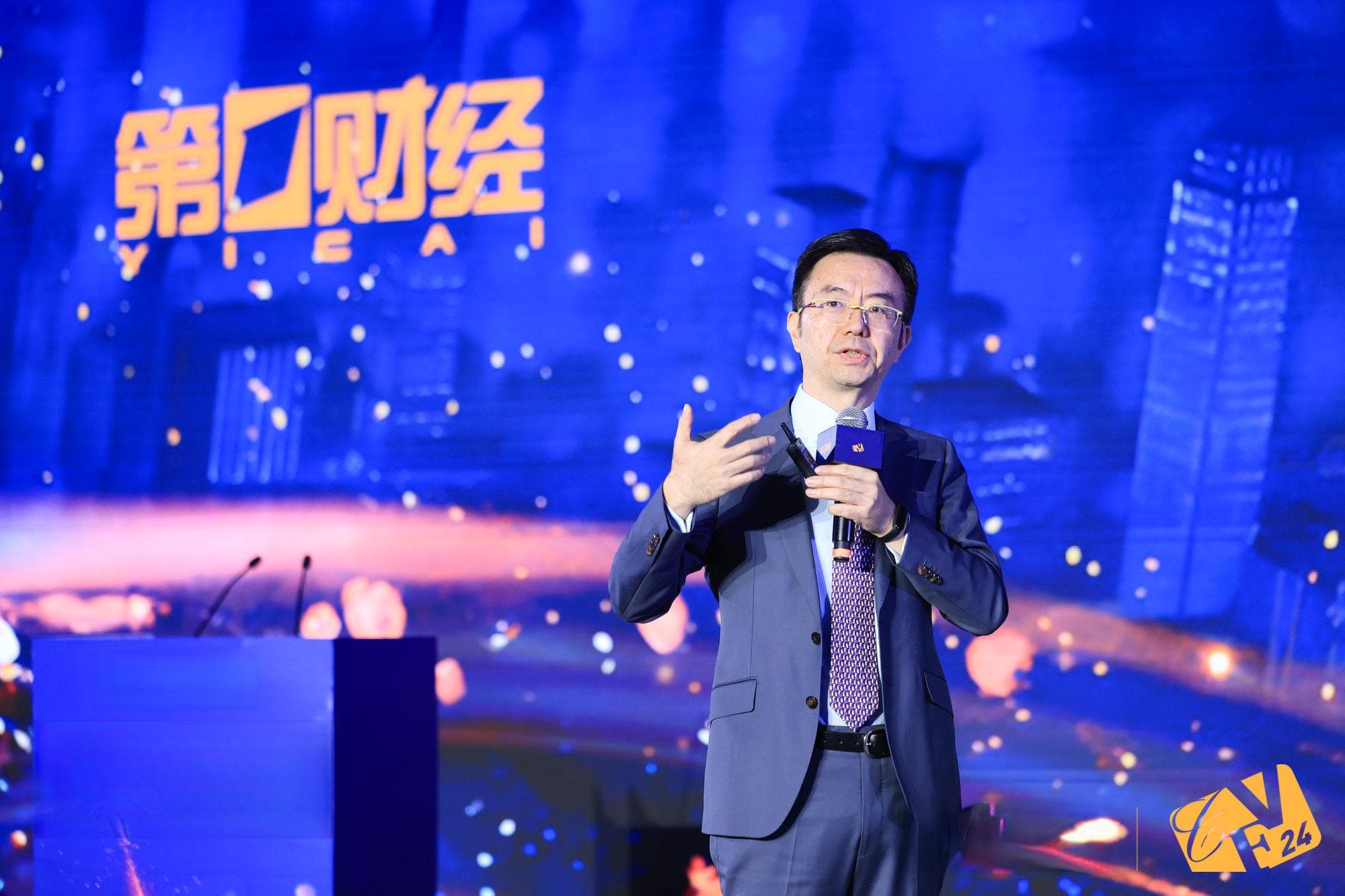 专家：未来一段时间，中国和印度的科技大公司具备较高投资价值