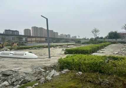 开放一年多就拆 免费篮球场要收费？