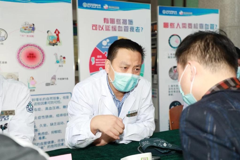 为何越来越多年轻人得高血压？应如何调理？