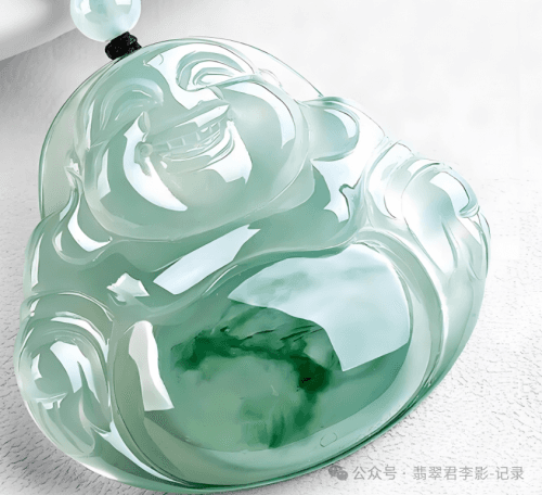 危地马拉翡翠VS缅甸翡翠：价格差10倍，谁更值得买？