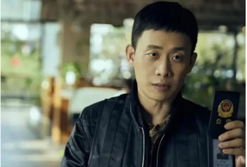 张译演人民公仆，用的全是一个模版？