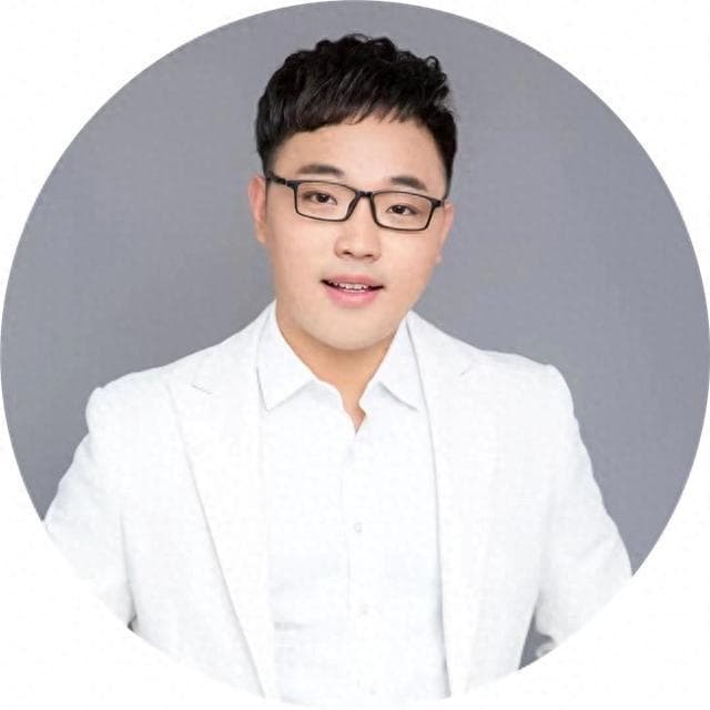 浅析陈昂诗歌《一棵挂满绿苹果的树》的艺术价值