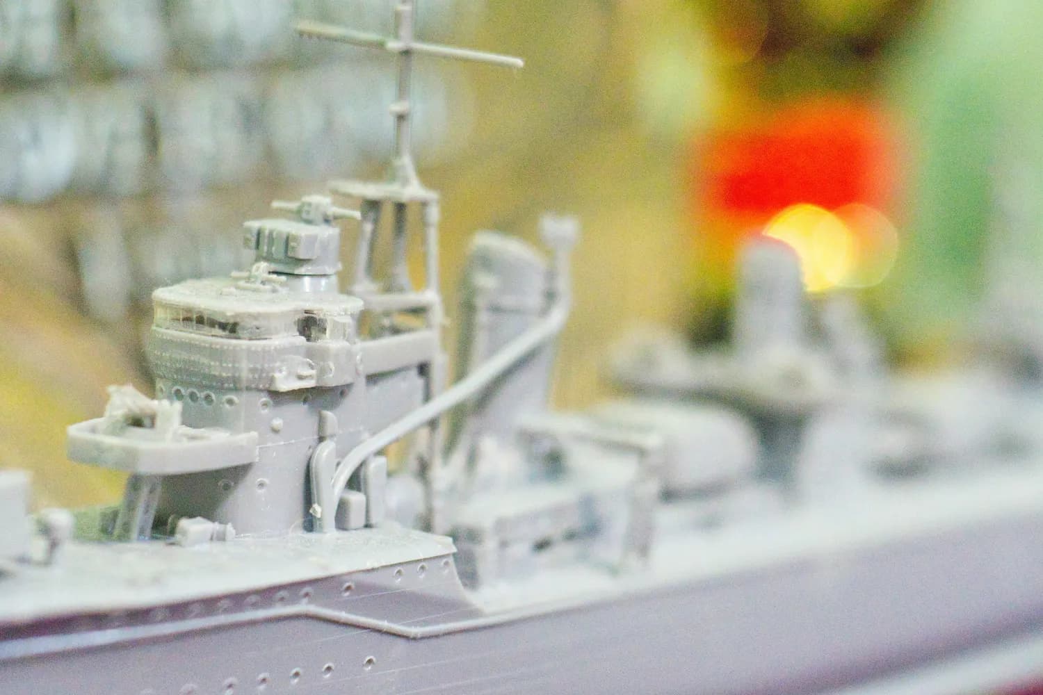 武汉“水泥航母”变身记：揭秘中国核动力航母的关键进展