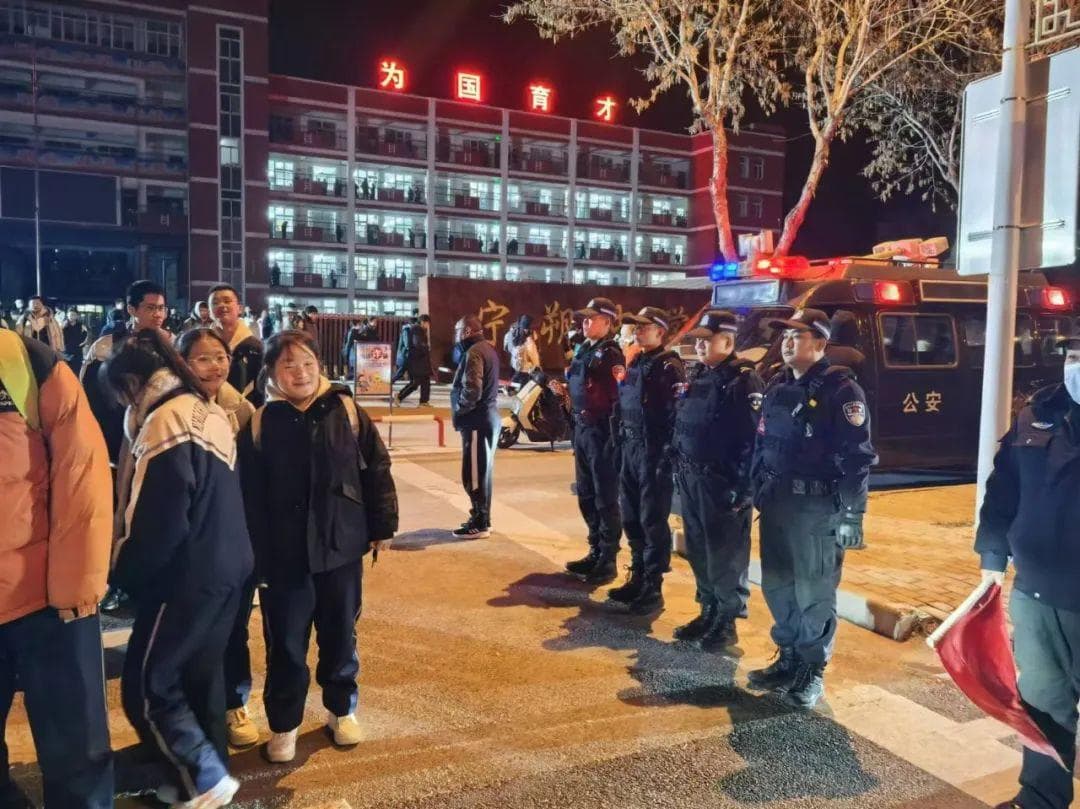 青铜峡公安：六项举措织密校园安全“防护网”