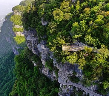 龙头山旅游景区：秦巴明珠，四季皆宜的旅游胜地