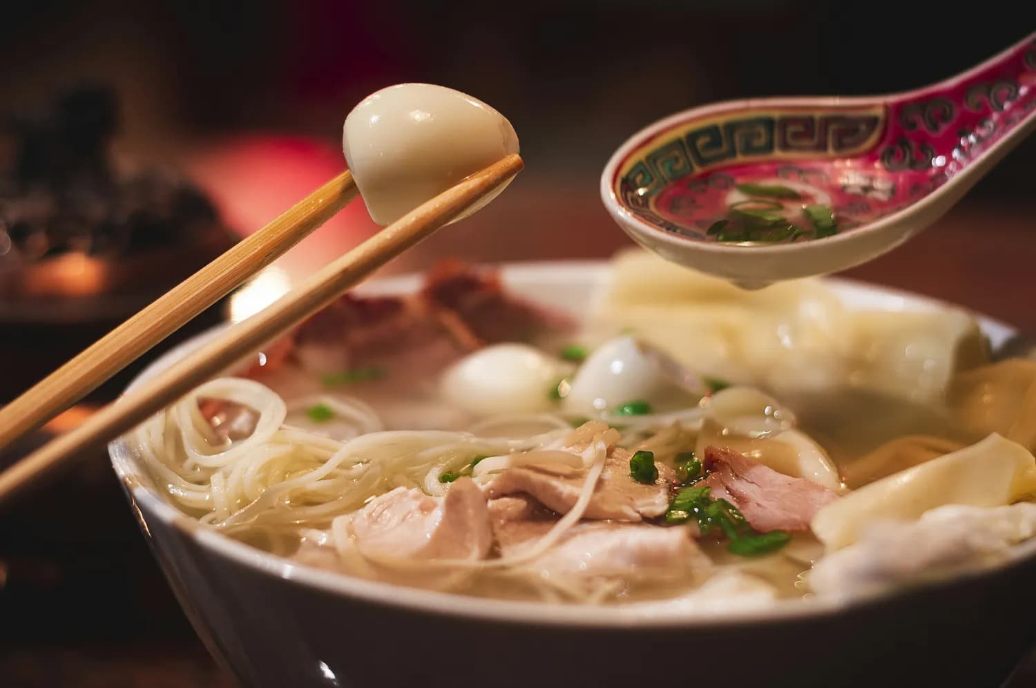 郑州烩面：一碗面里的中原味道