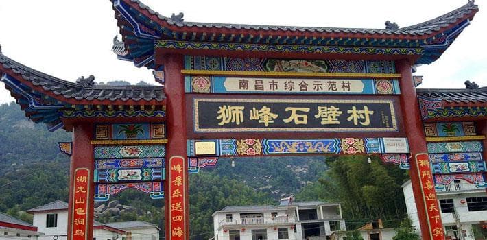 梅岭：南昌西郊的避暑胜地与文化瑰宝