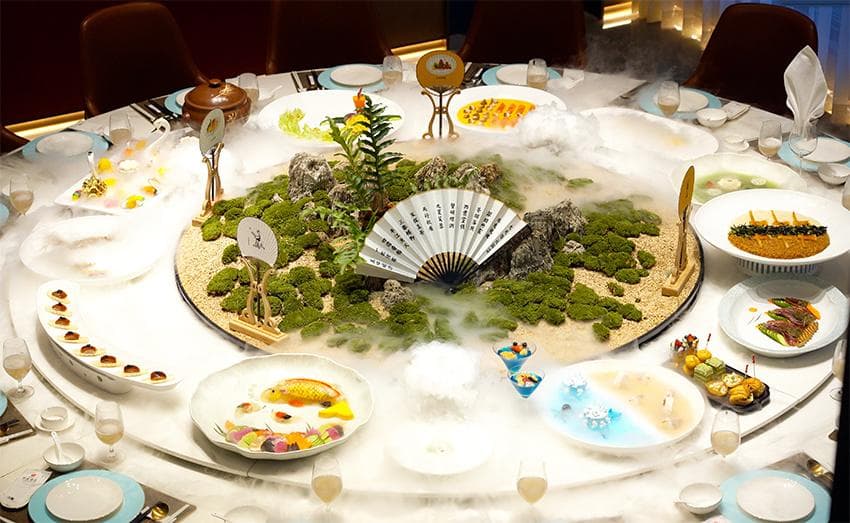 昆明创新推出大观楼长联宴，诗画意境融入滇味美食