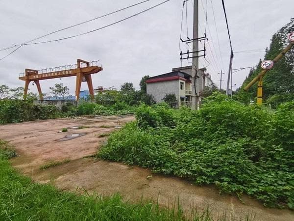 党建领航·多元共建：邻城六七广场的焕新蝶变之路