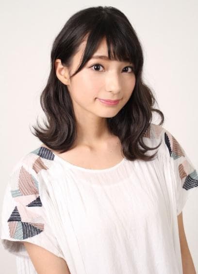 绪山真寻：从废柴哥哥到萌系少女的奇妙转变