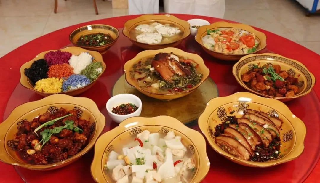 布依八大碗：传统美食激活旅游新名片 开启味觉文化之旅