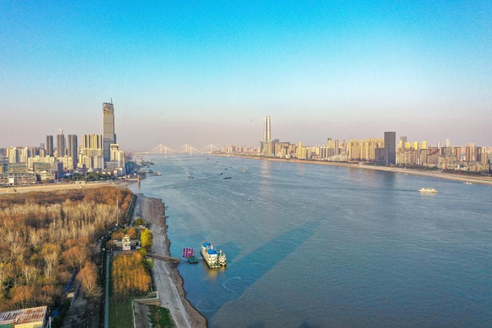 全国有哪些城市是“江城”？16年前，重庆被认定“中国第一江城”