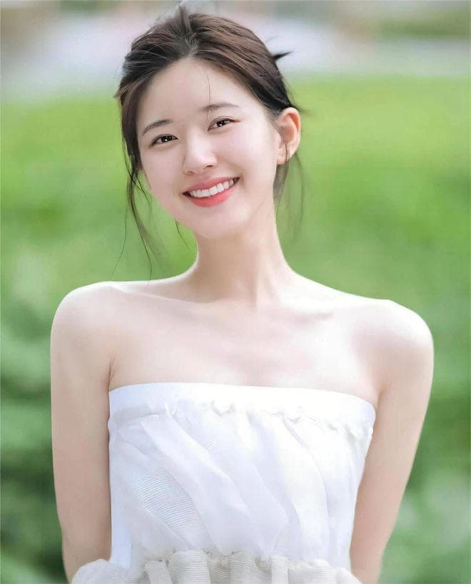 内娱商业价值最高的女明星是谁？DeepSeek的分析